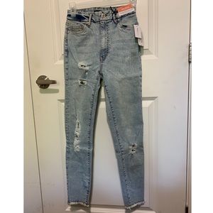 NWT Selena style jeans from bluenotes size 2.